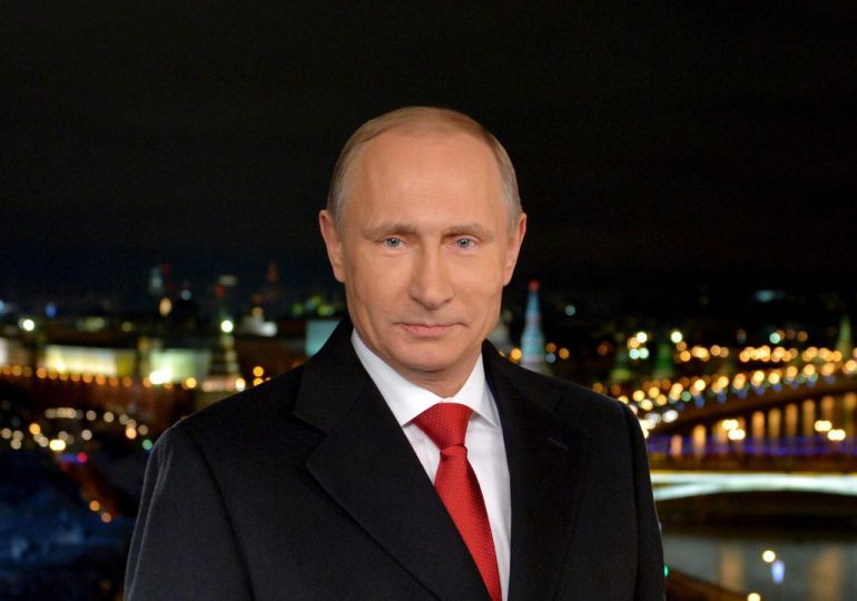 Putin felicita a los rusos en su tradicional mensaje de Año Nuevo
