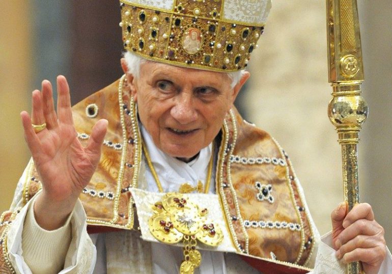 La vida de Benedicto XVI: biografía del Papa emérito