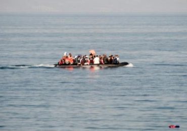 Bebé de dos meses muere en naufragio de migrantes frente a las costas de Grecia