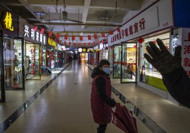 China abrogará el 8 de enero las cuarentenas anticovid de entrada al país