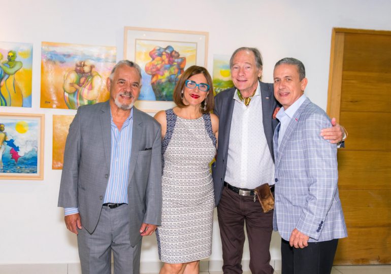 Galería Bodden inaugura exposición “HAY UN PAÍS EN EL MUNDO” de Álvaro Gómez