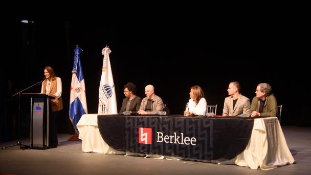 29 estudiantes resultan becados a través del programa de capacitación musical ‘Berklee en Santo Domingo’