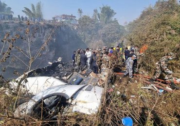 Al menos 67 muertos en un accidente de avión en Nepal