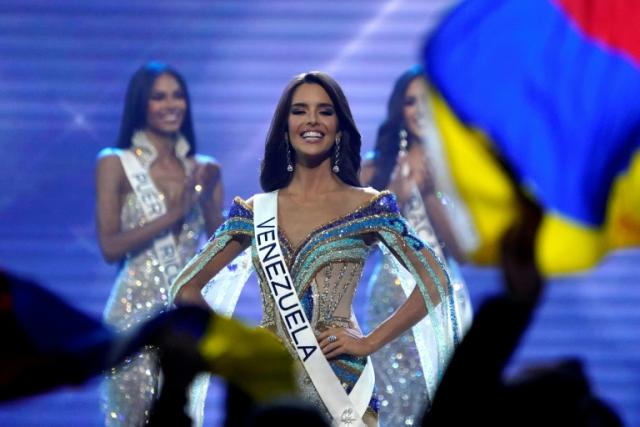 "¡Nos robaron el Miss Universo!", reclama Maduro tras corona de EEUU