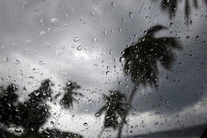 Martes con lluvias débiles por vaguada
