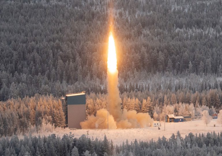 Suecia avanza en carrera para lanzar satélites desde suelo europeo