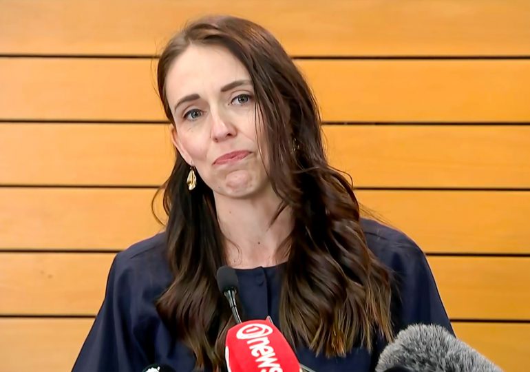 Primera ministra de Nueva Zelanda anuncia inesperada renuncia al cargo