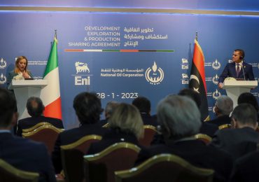 Italia y Libia firman acuerdo gasífero durante visita de Meloni a Trípoli