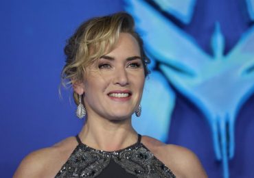 Kate Winslet es viral por reacción con joven periodista
