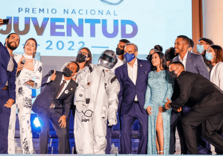 Anuncian entrega “Premio de la Juventud“ en Nueva York