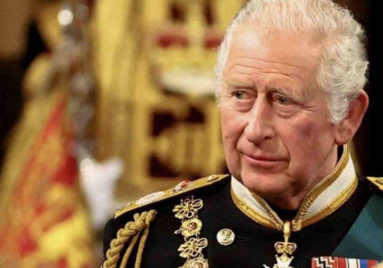 Rey Carlos III no se mudaría a Buckingham y quiere hacerlo más accesible para los ciudadanos