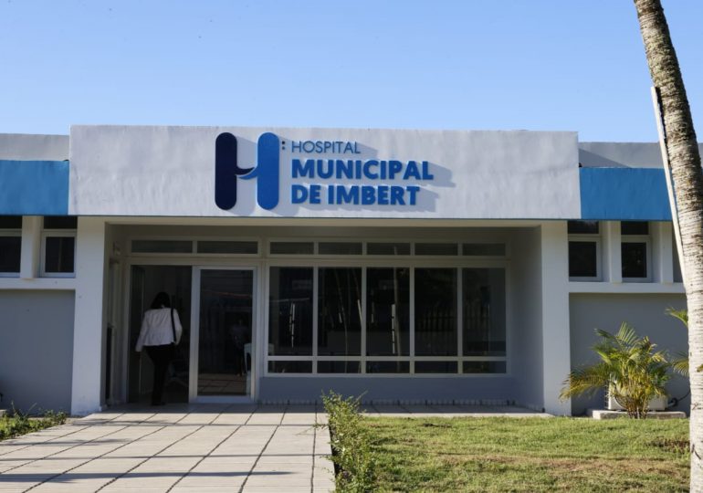 Abinader inaugura Emergencia y diversas áreas Hospital Municipal de Imbert