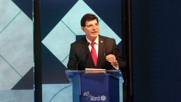 Julio Virgilio Brache asume presidencia de la AIRD; presenta retos de la industria