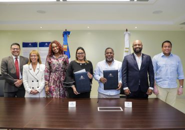 Gabinete de Política Social e Instituto Tecnológico Superior Especializado de Panamá firman acuerdo de colaboración