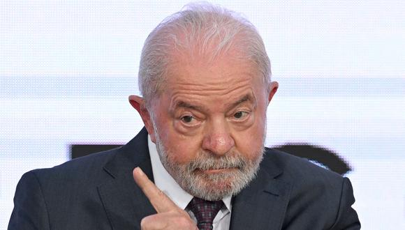 Lula vuelve a la capital, Brasilia y visita Palacio presidencial saqueado