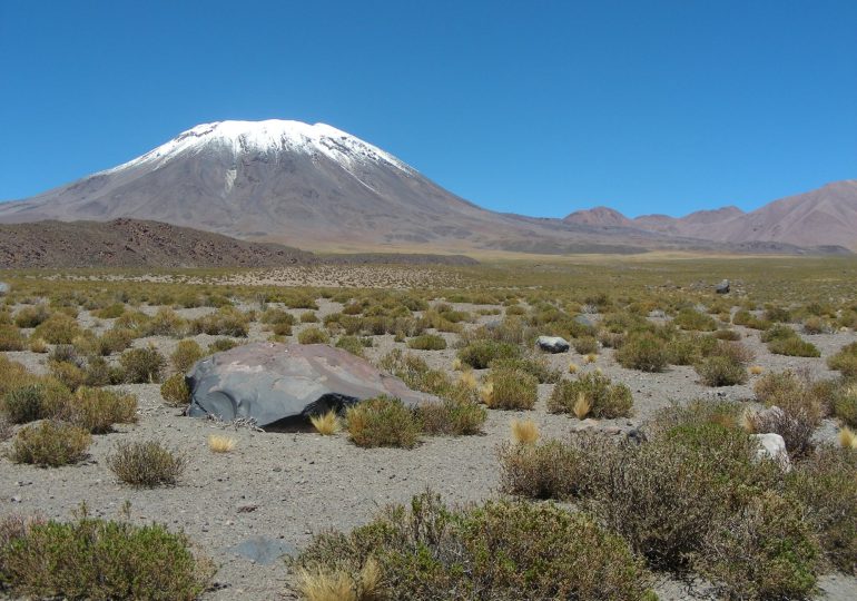 Chile aumenta alerta en volcán Láscar por mayor actividad sísmica