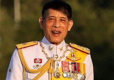 Activista condenado a 28 años de cárcel por insultar al rey de Tailandia