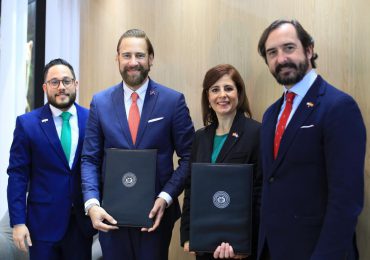 INDEX firma acuerdo con instituciones académicas en beneficio de dominicanos residentes en el exterior