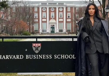 Kim Kardashian es destrozada en redes por su discurso de dos horas en Harvard