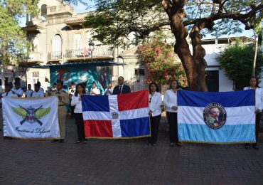 Instan a legisladores aprobar inamovilidad del feriado por el Día de Duarte