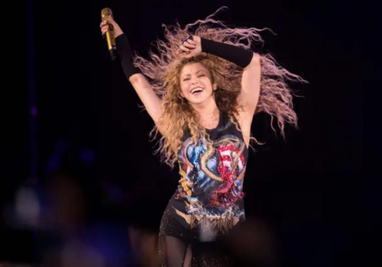 VIDEO | Shakira de fiesta tras el éxito del tema que le dedicó a Gerard Piqué: “Qué sería de nosotras sin las amigas”