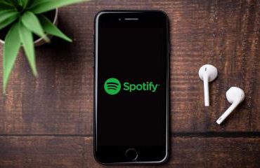 Spotify anuncia recorta el 6% de sus efectivos, equivalente a 600 puestos