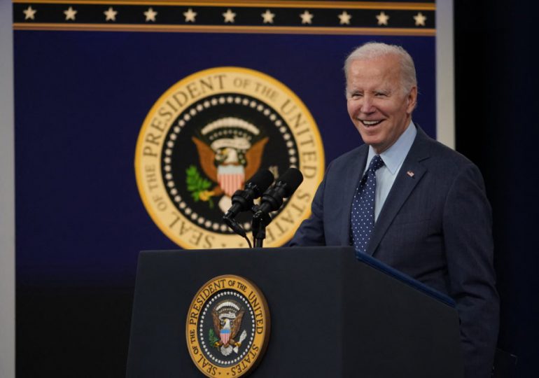 Joe Biden está "sano" y es "apto" para sus funciones, según su médico