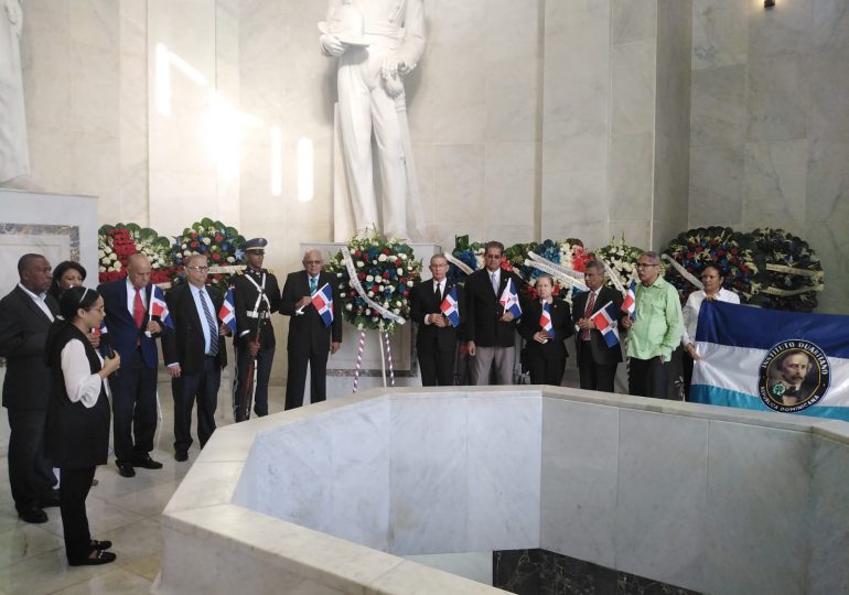 VIDEO | Instituto Duartiano rinde homenaje a Mella en 207 aniversario de su natalicio