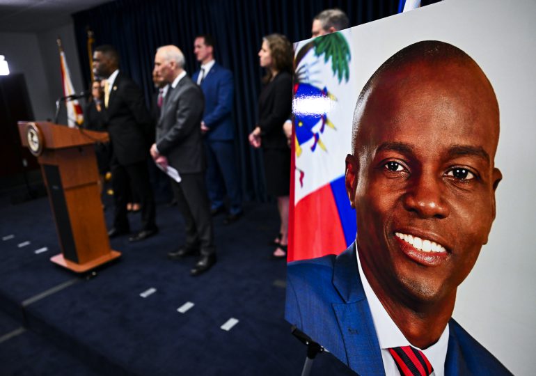 EEUU detiene a otros cuatro sospechosos por asesinato de presidente haitiano