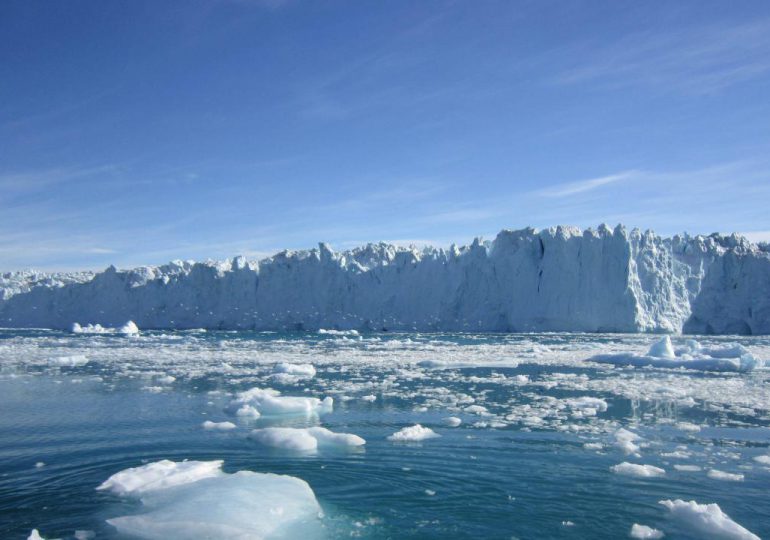 Hielo marino de la Antártida alcanza mínimos históricos