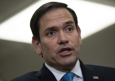 Marco Rubio denuncia ovnis llevan "años" operando en espacio aéreo restringido de EE.UU.