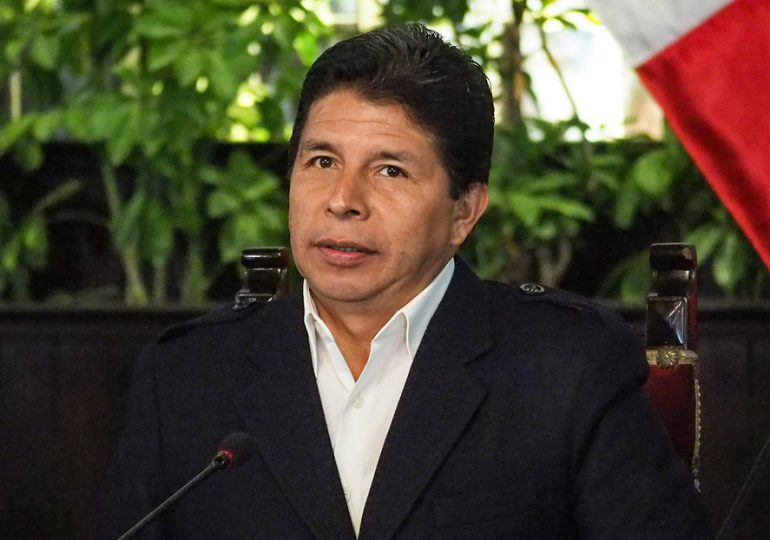 Congreso de Perú aprueba acusación constitucional contra expresidente Pedro Castillo
