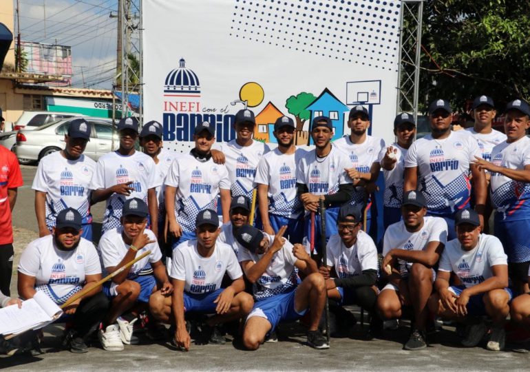 Leyendas del basket apoyan programa comunitario "INEFI con el barrio"