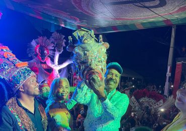 “Tan dominicano como tú” ganador del gran premio de Carnaval Popular San Cristóbal 2023