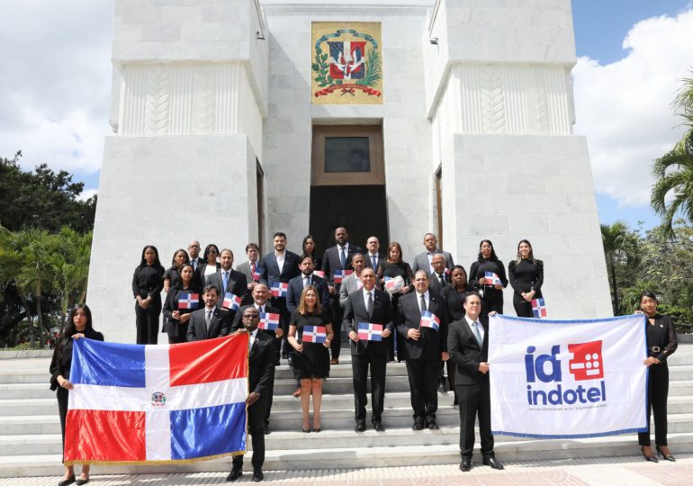 Indotel rinde tributo a padres de la patria por el 179 aniversario de la Independencia Nacional