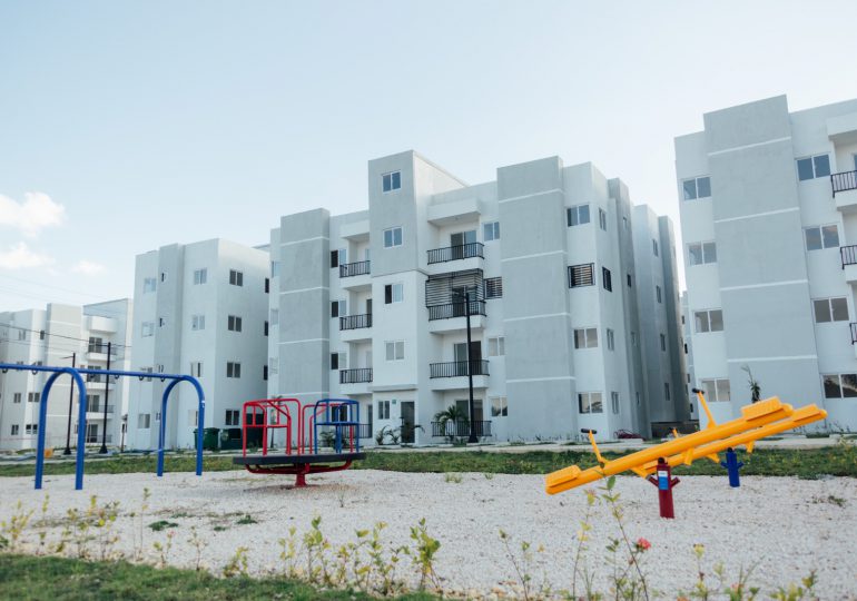 Raquel Peña y ministro Bonilla entregan 260 nuevos apartamentos en “Mi Vivienda Ciudad Modelo”