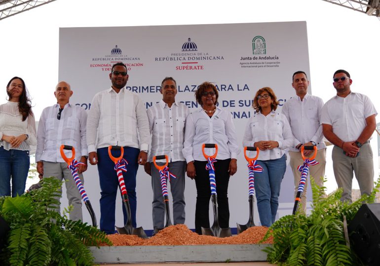 Gobierno inicia construcción de Centro de Superación en Pedernales con contribución de la AACID