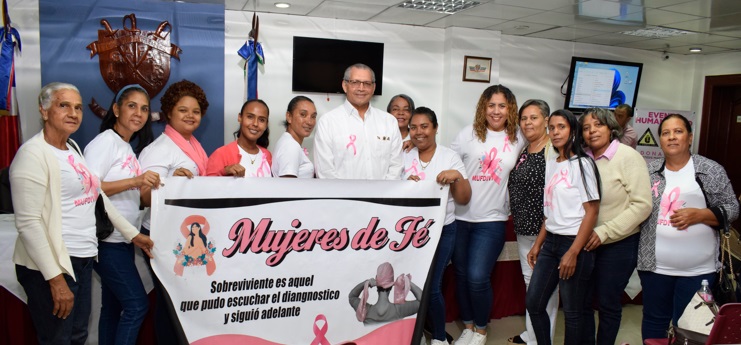 Centro Terapéutico San Judas Tadeo y American Breast Care entregan donación de prótesis mamarias