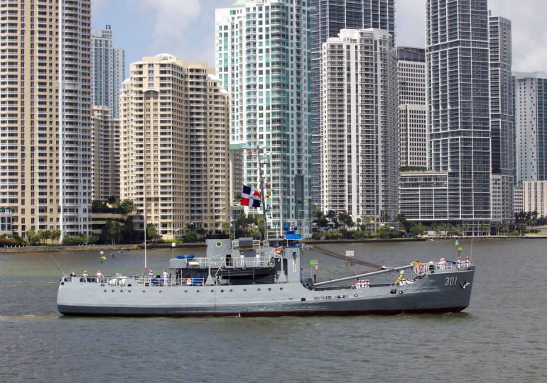 Buques de la Armada desfilarán en aguas del Mar Caribe el 27 de febrero