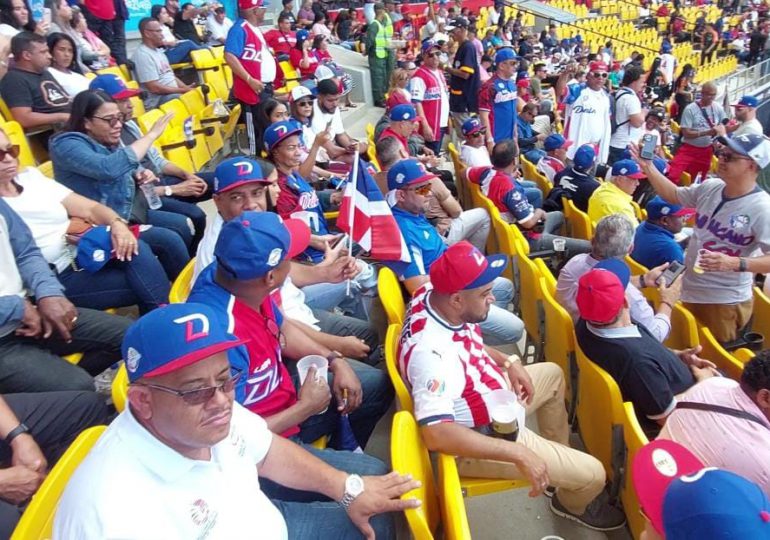 Serie del Caribe | Licey recibe respaldo de los dominicanos en Venezuela