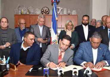 Gobierno dominicano abre oficina en Nueva York para facilitar trámites de armas de fuego