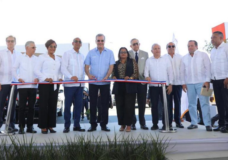 GALERÍA | Abinader inaugura nuevas obras en Boca Chica, San Pedro de Macorís y La Romana