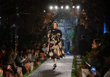 Las casas de moda italiana desfilan en Milán tras un año de ventas récord