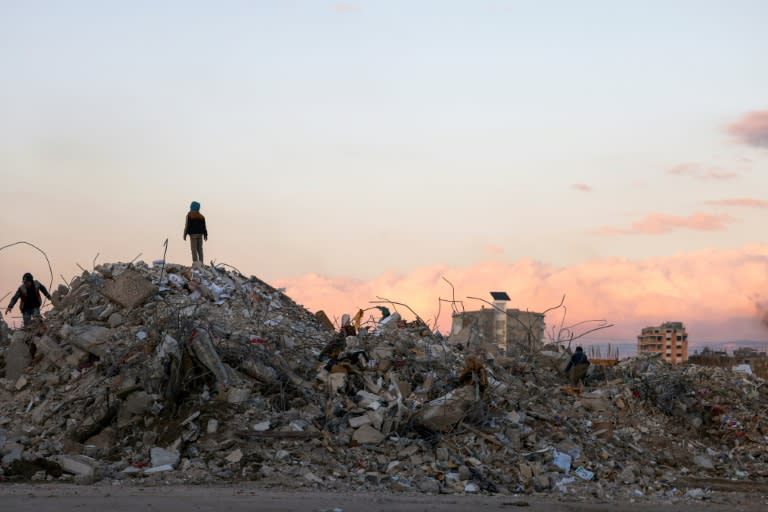 Nuevos rescates, cinco días después del sismo que dejó 28.000 muertos en Turquía y Siria
