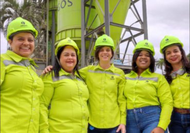 Cementos Argos primera empresa cementera en RD en recibir el Sello de Igualdad de Género