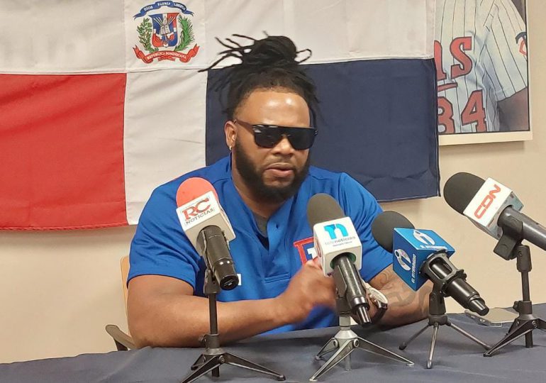 VIDEO | Johnny Cueto asegura podrán el nombre de la República Dominicana en alto