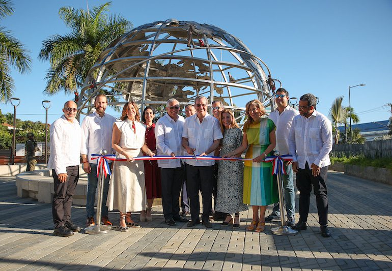 Grupo Vimenca y Alcaldía del DN inauguran Plaza de la Diáspora Dominicana