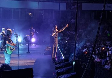 VIDEO | Melendi llena de rock y romanticismo a los dominicanos con su concierto “Likes y cicatrices”