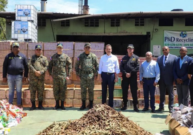 Gobierno incinera más de 3MM de cigarrillos, alcohol y clerén no aptos para el consumo