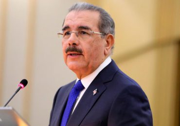 Políticos reaccionan ante el padecimiento de Danilo Medina